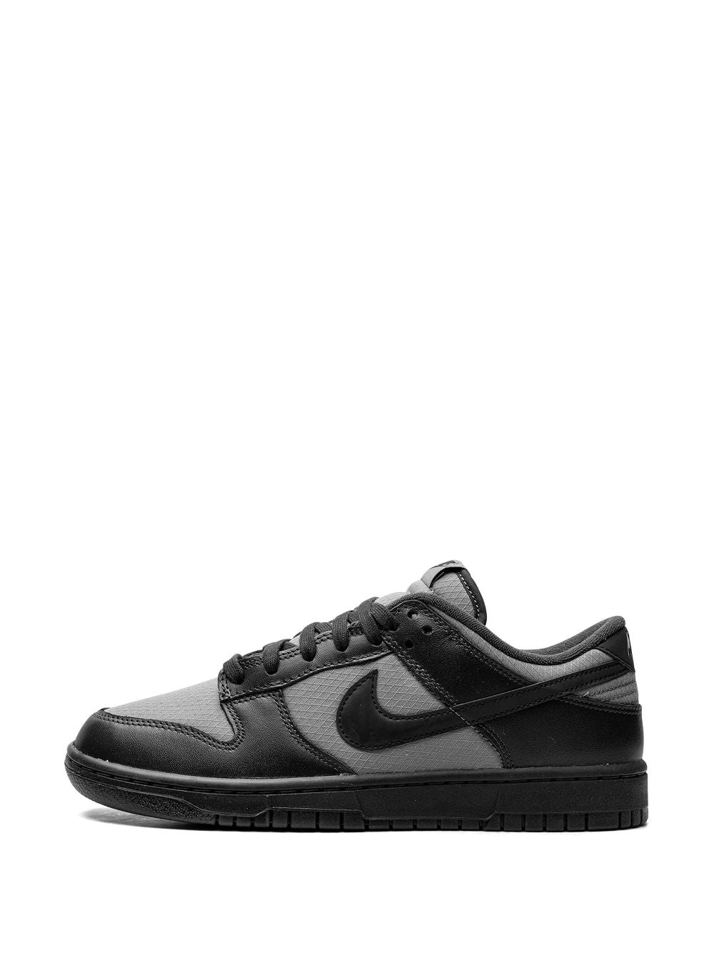 Nike Dunk Low Retro SE sneakers