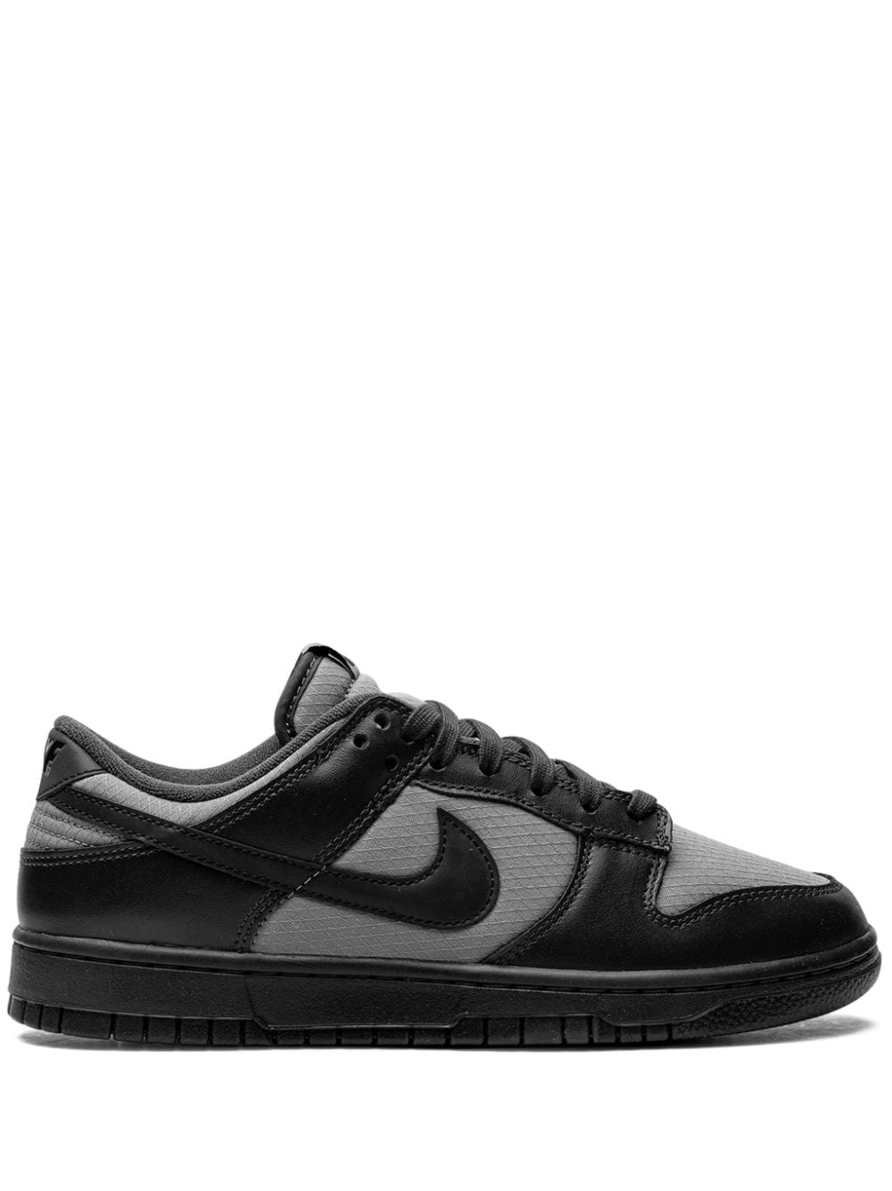 Nike Dunk Low Retro SE sneakers