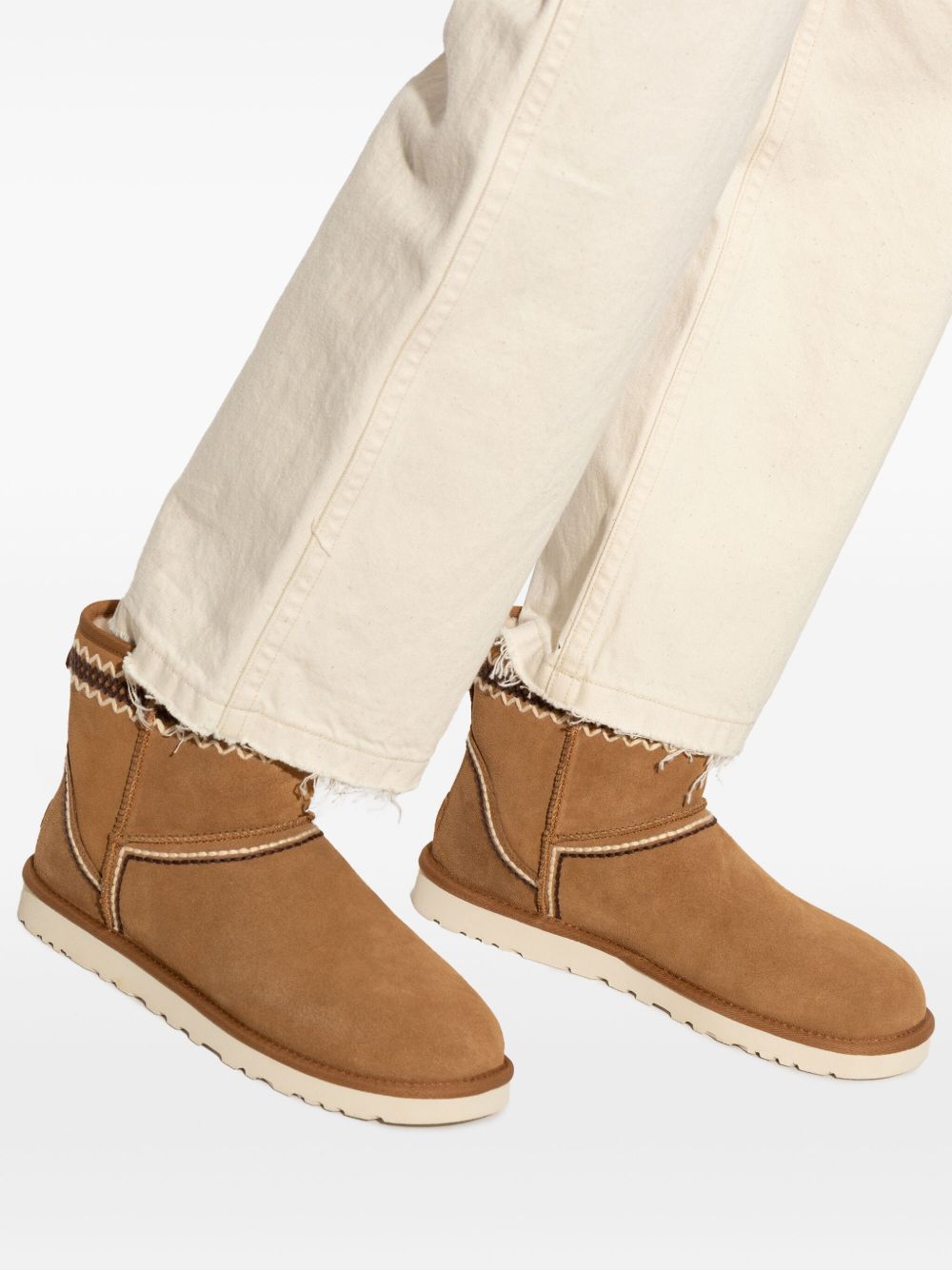 Bottes UGG Classic Mini Atherson 